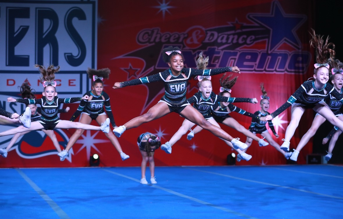 EVA team hitting a synchronized jump